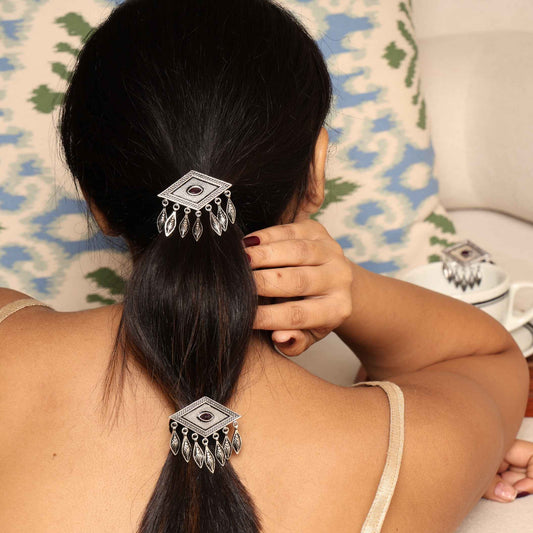 AMULET PONY WRAP