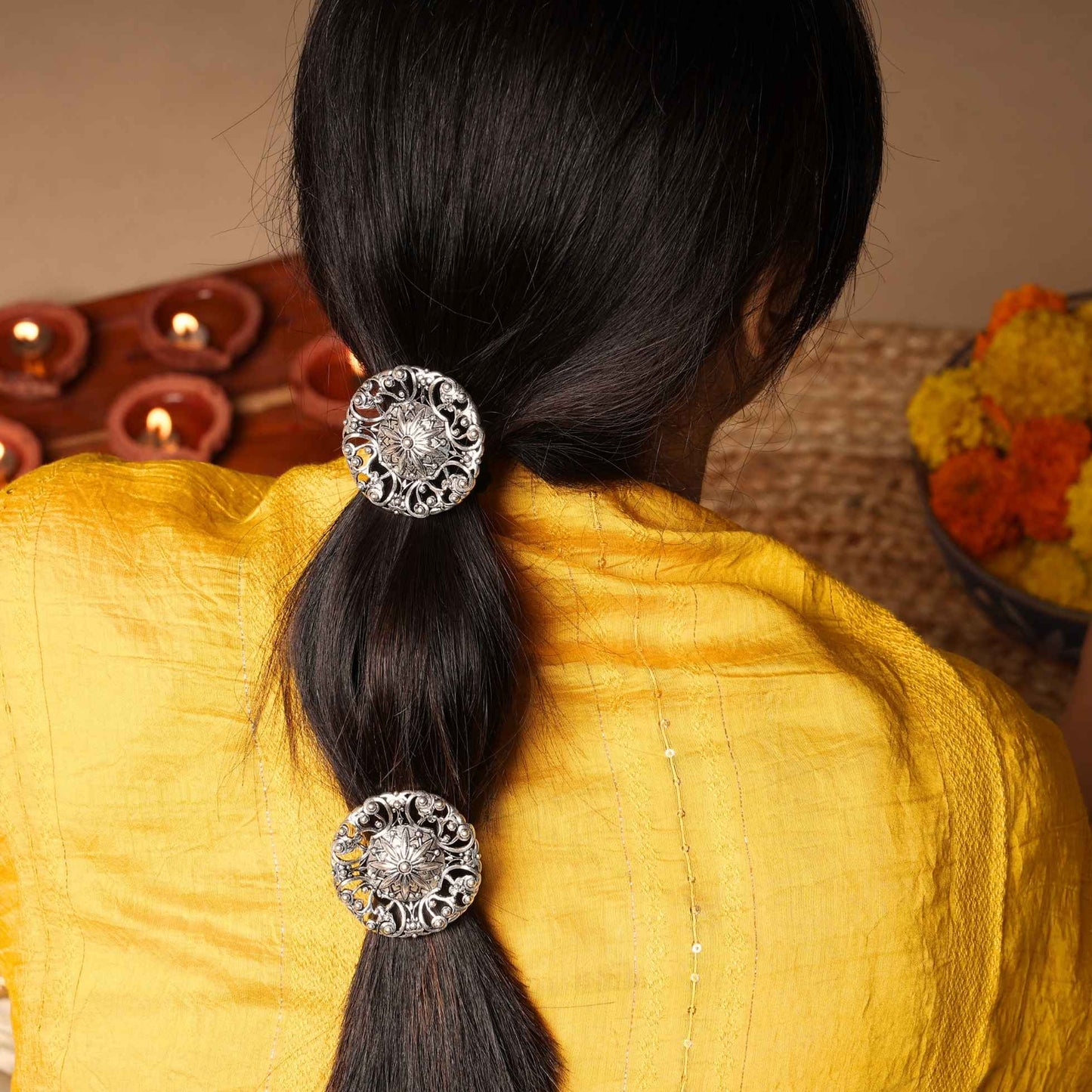 NOOR PONY WRAP